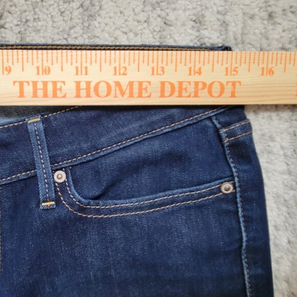 Levi's Jeans Women's Dark Blue Slight Curve Classic Straight Leg 6/28 - Picture 7 of 14